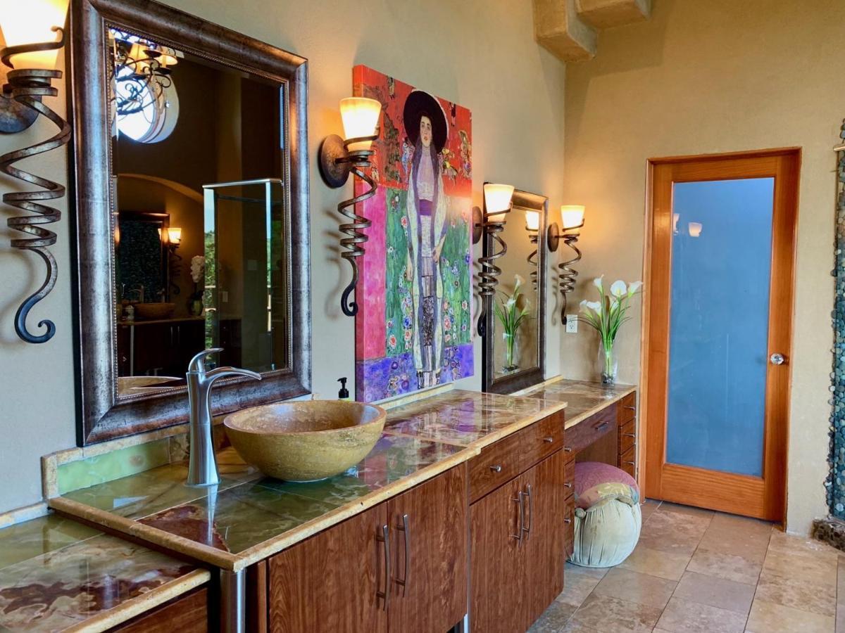 Scenic Hill Country Retreat - Rhino Ranch Villa New Braunfels Buitenkant foto