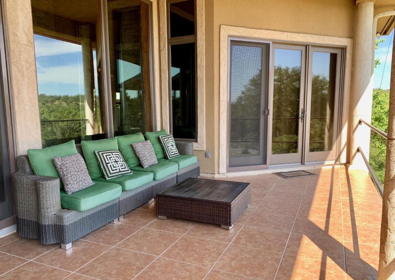 Scenic Hill Country Retreat - Rhino Ranch Villa New Braunfels Buitenkant foto