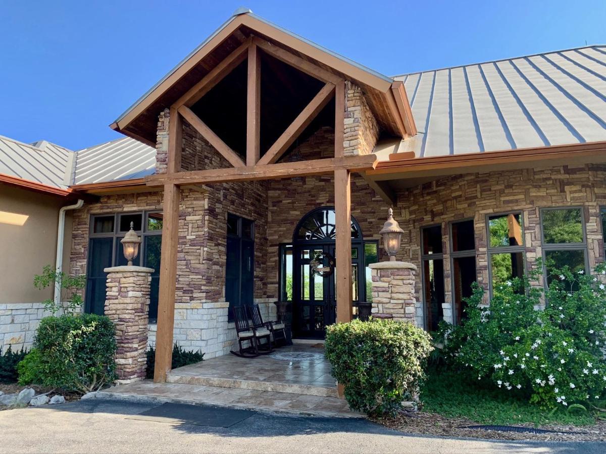 Scenic Hill Country Retreat - Rhino Ranch Villa New Braunfels Buitenkant foto