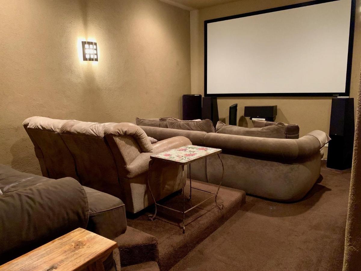 Scenic Hill Country Retreat - Rhino Ranch Villa New Braunfels Buitenkant foto